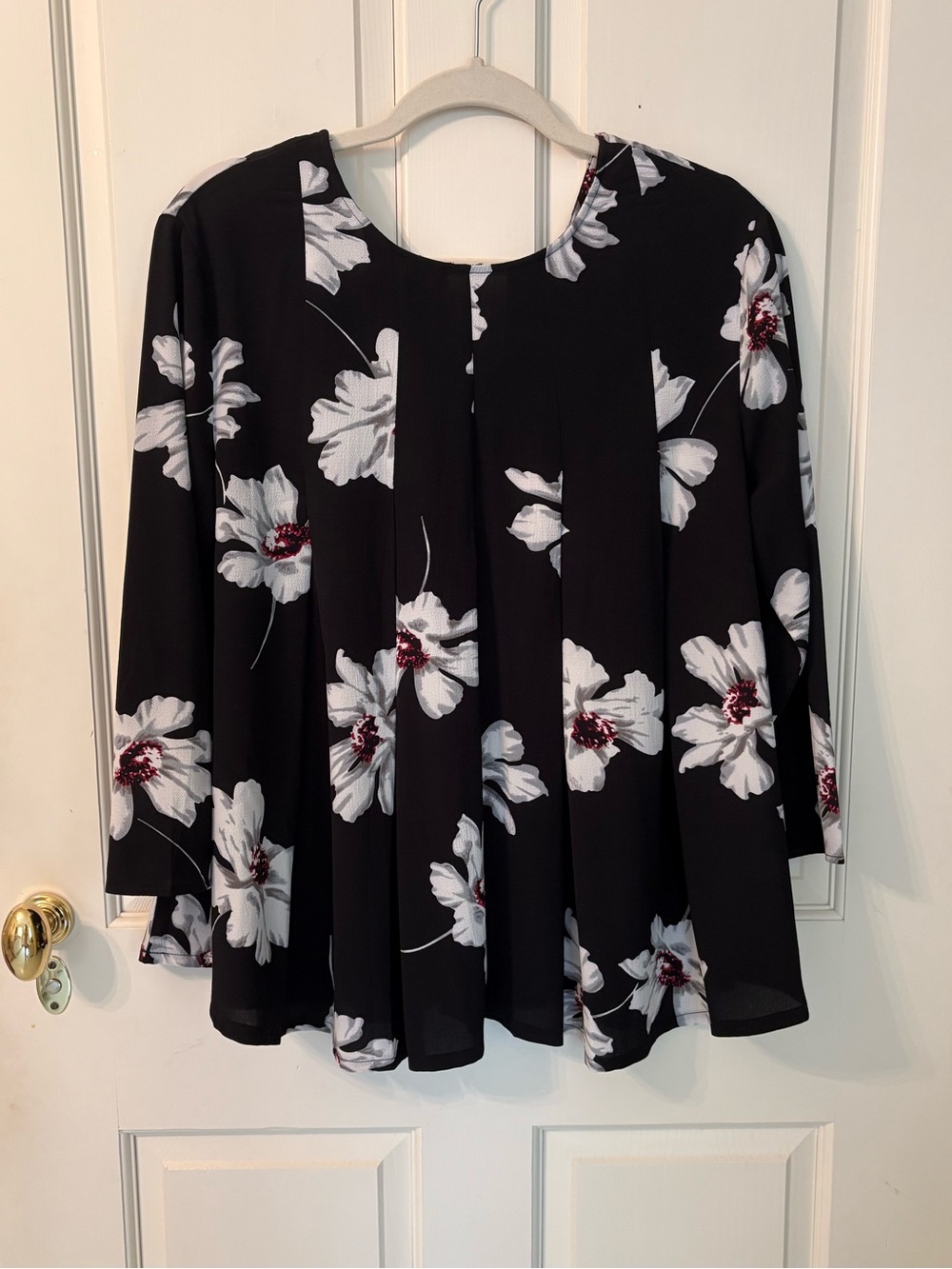 Altar'd State Floral Top